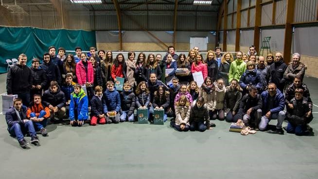 &Eacute;xito de participaci&oacute;n en el Torneo de Navidad
